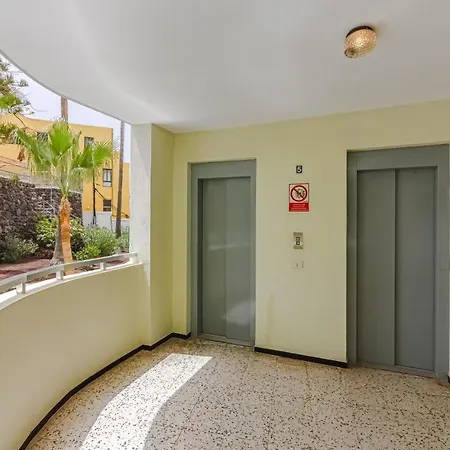 Apartman Ocean View Arenas Negras, Newly Renovated