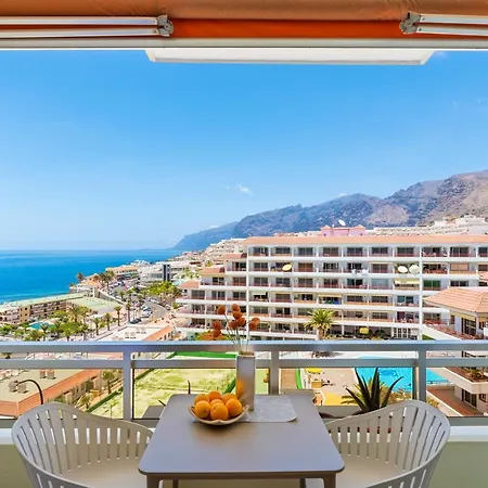 Ocean View Arenas Negras, Newly Renovated Apartman