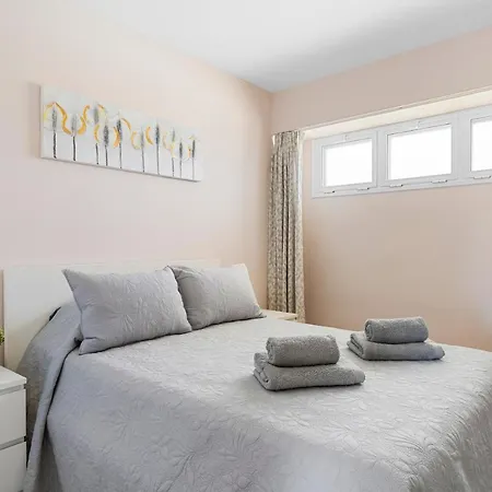 Apartman Ocean View Arenas Negras, Newly Renovated *