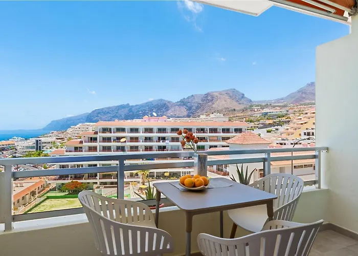 Ocean View Arenas Negras, Newly Renovated Apartment *